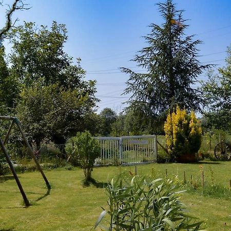 Gite A La Ferme Chaleureux Apartment Civrac-de-Blaye Exterior photo