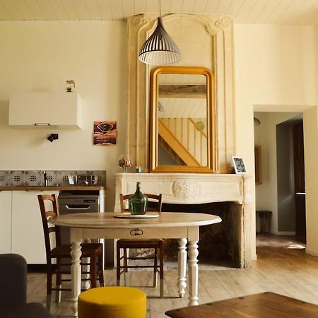 Gite A La Ferme Chaleureux Apartment Civrac-de-Blaye Exterior photo